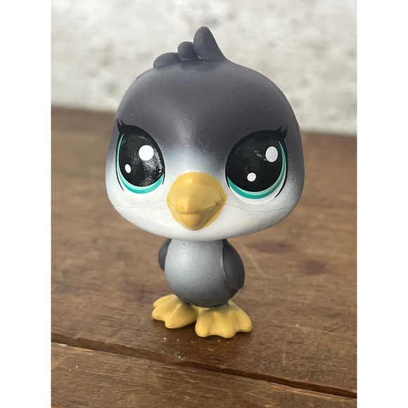 Littlest Pet Shop Other - Littlest Pet Shop LPS #1-79 Soakin' it Up Penguin Dina Webfoot